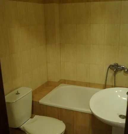 Xenonas Arxontiko Apartment Loutraki  Room photo