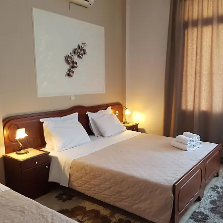 Xenonas Arxontiko Apartment Loutraki  Room photo